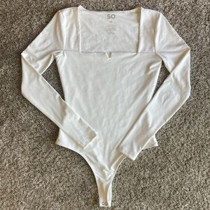 SO women’s white square neck bodysuit